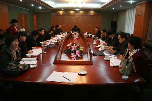 中国民主促进会吕梁市第二次代表大会举行分组讨论